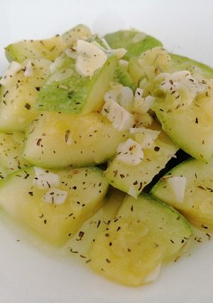 A picture of Garlic Courgette.