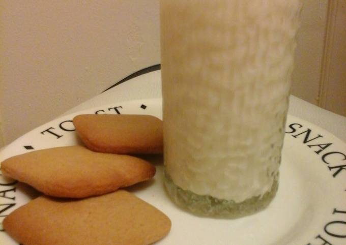 Proper Malted Milk Biscuits Recipe by Irmgard Gater - Cookpad