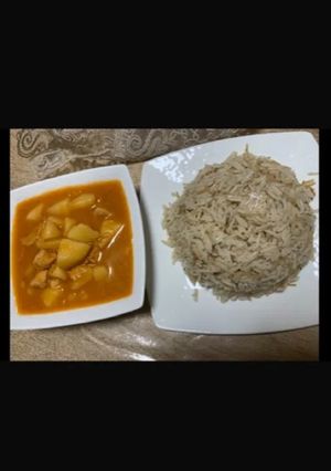 صورة لوصفة يخنة بطاطا وجاج مع رز