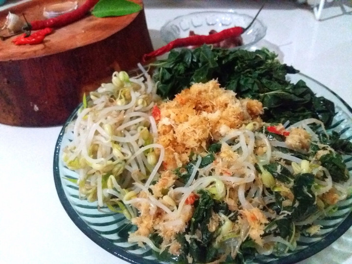 Cara Gampang Menyiapkan Urap Daun Singkong Toge yang Bisa Manjain Lidah