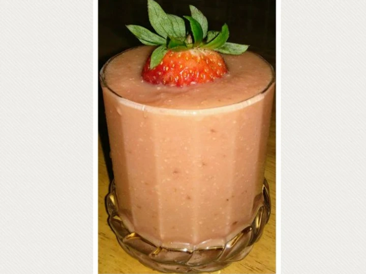 Recipe Banana Strawberry Pear Smoothie the Delicious Delicious