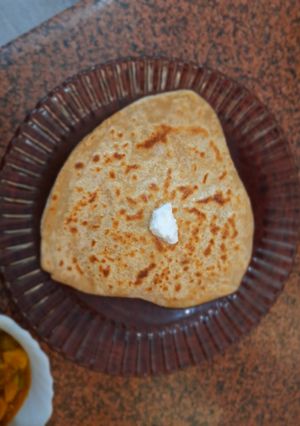 A picture of Bell parathas.