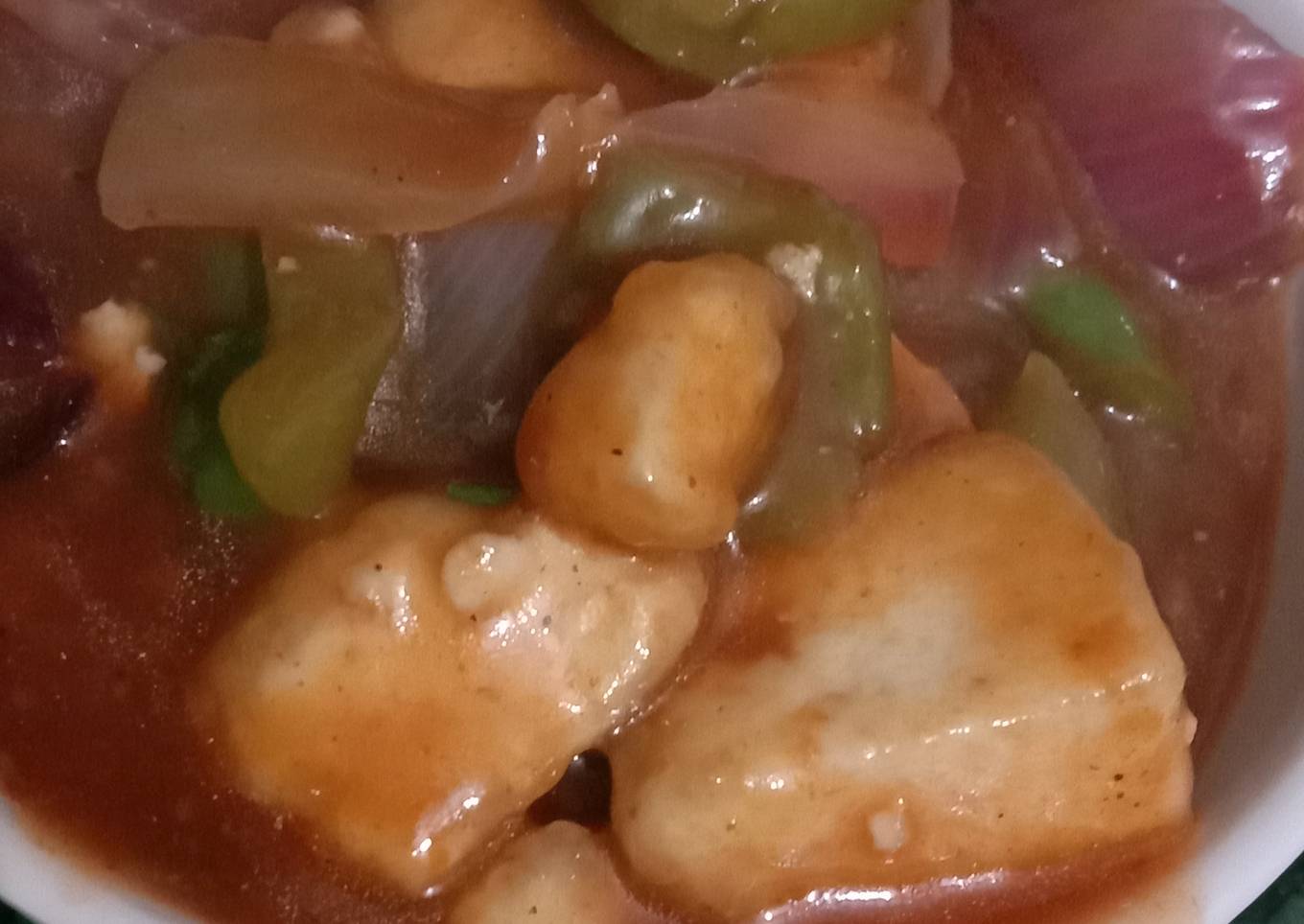 Soup with chili cheese