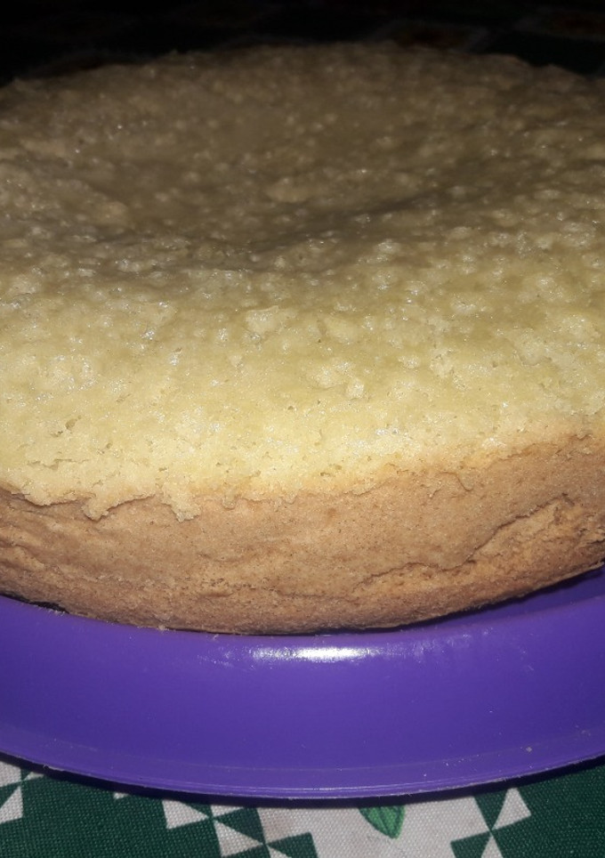 Una foto de Bizcochuelo casero de vainilla, fácil, rico y económico