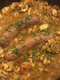 Saucisses de Toulouse à l ail et aux carottes fenouil champignons et panais