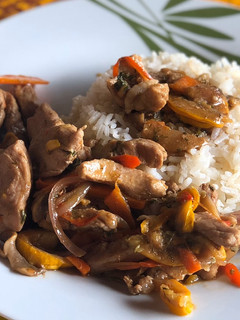 Una foto de Cerdo al wok