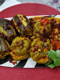 عکسی از دستور دلمه بادمجان و فلفل دلمه