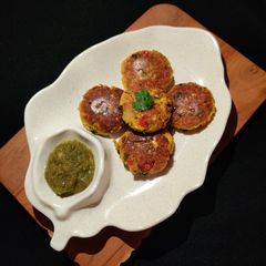 A picture of Chena oats tikki.