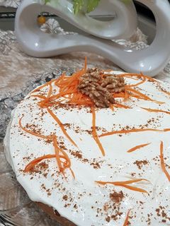 صورة لوصفة كيكة الجزر والكريمه اللذيذة 😋🥕🥕🍨