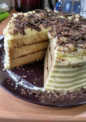 A picture of Yellow Cake.