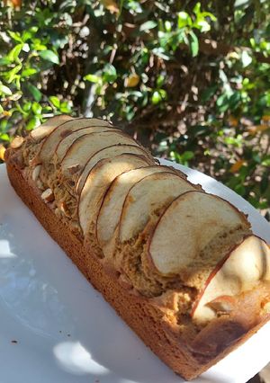 Una foto de Budín de manzana 🍎