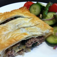 A picture of Lamb & Spinach Pie.