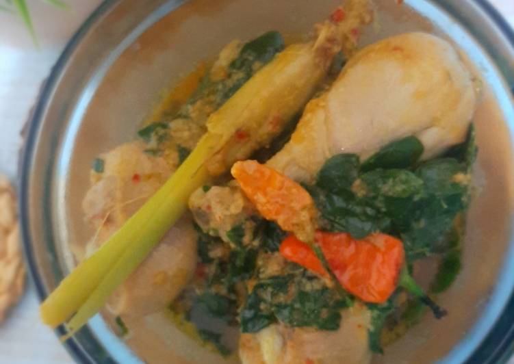 Resep Ayam masak daun kelor Anti Gagal