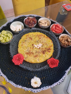 عکسی از دستور نان بدون ورز و تخممرغ در تابه