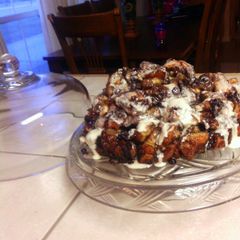 A picture of Rollin' Blueberry mountain cake..