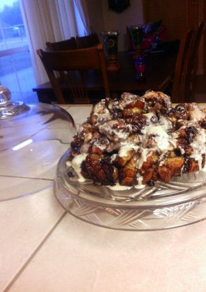 A picture of Rollin' Blueberry mountain cake..