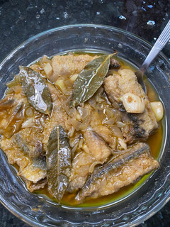 Una foto de Caballa fresca en escabeche