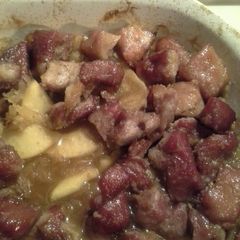A picture of Pork & Sauerkraut.