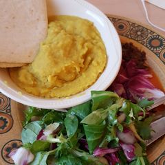 A picture of Moong dal.