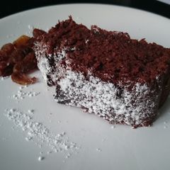 A picture of Banana - chocolate cake.