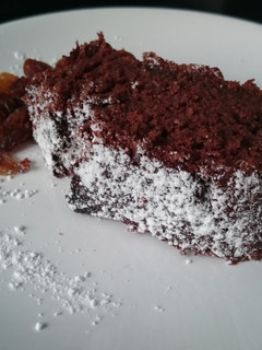 A picture of Banana - chocolate cake.