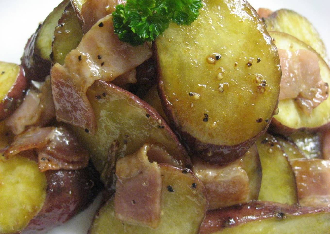 Sweet Potato and Bacon in Oyster and Mayonnaise Sauce