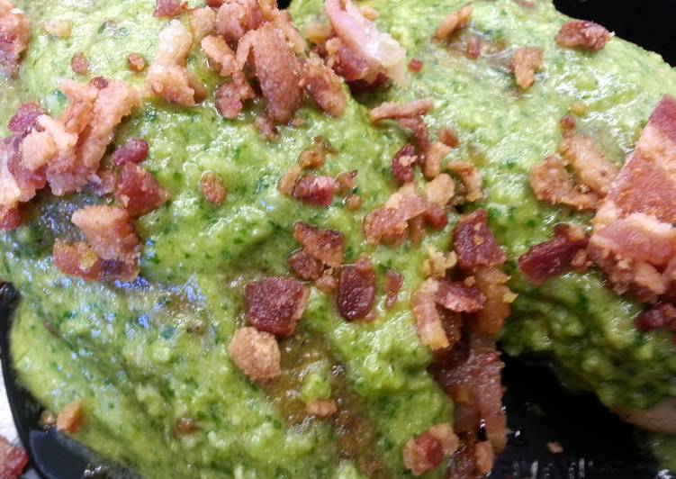 Bacon-Arugula Pesto Chicken Bacon-Arugula Pesto Chicken
