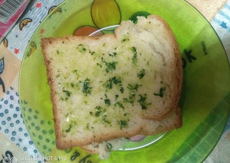 Recipe of Super Quick Homemade Garlic bread using bread slices