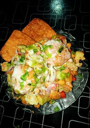 A picture of Dahi phulki Chaat 🥰😋💗.