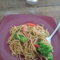 A picture of Thai Peanut Curry Noodles.