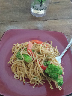 A picture of Thai Peanut Curry Noodles.