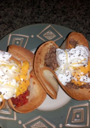 A picture of mini tacos.