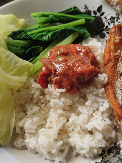 Foto resep 39. Lalapan Ikan Asin Sambal Terasi