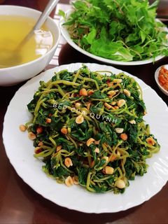 Hình của món Rau sam nộm.