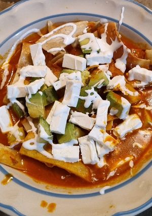 Una foto de SOPA DE TORTILLA 🥘