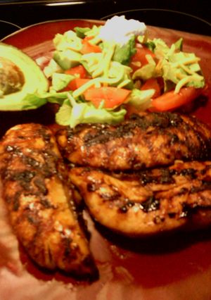 A picture of sunhines tender grilled chicken strips.