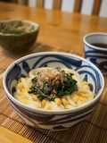 Mulukhiya Chilled Udon with Tempura Crumbs