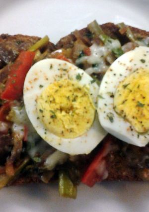 A picture of Breakfast Veggie Stir Fry on Toast.