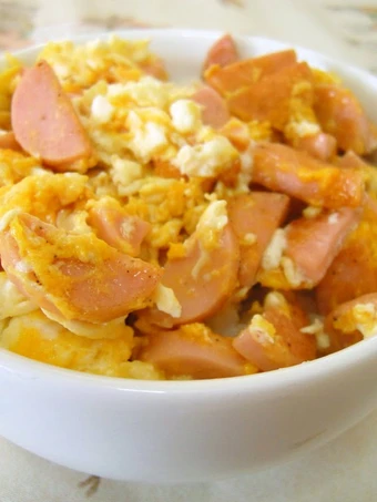 Easy Way Make Rice Bowl with Fish Sausage in Scrambled Eggs the Can Spoil the Tongue So Delicious
