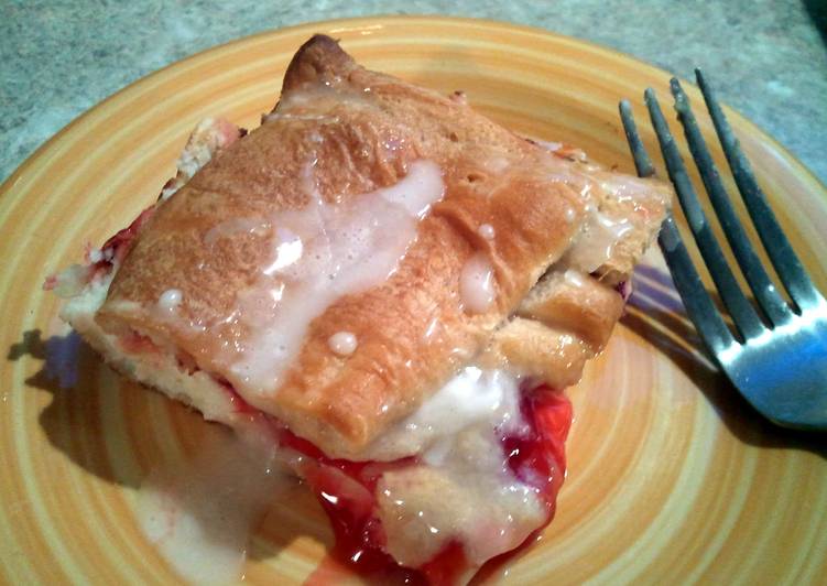 Cherry danish desert