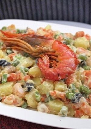 Foto de A Salada Russa com Camarão da Rosinha