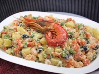 A Salada Russa com Camarão da Rosinha