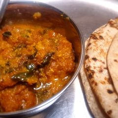 A picture of Roti.
