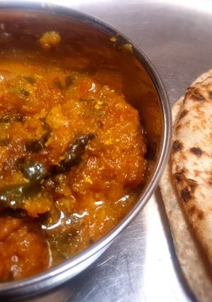 A picture of Roti.