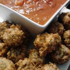 Masala Tamatar Sas ( indian seasoned tomato gravy ) vegetarian A picture of Masala Tamatar Sas ( indian seasoned tomato gravy ) vegetarian.