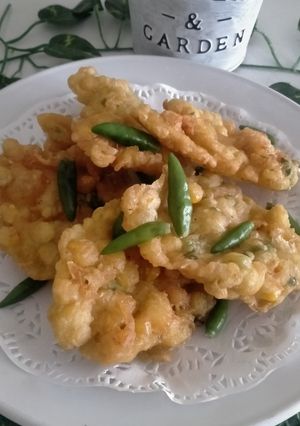 Foto resep Bakwan jagung ayam keju yang gurih