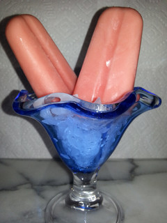 A picture of Watermelon Yogurt Popsicles.