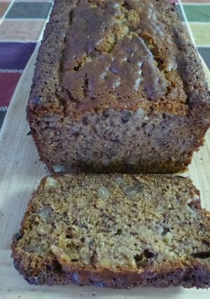 A picture of Moist Banana-Pecan Bread.