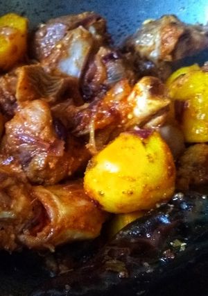 A picture of Dry mutton curry.