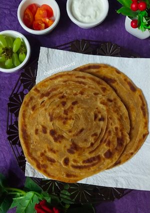 प्लेन लच्छा पराठें (plain lachha paratha recipe in Hindi) रेसिपी मुख्य फोटो